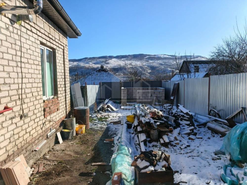 8c9c4ab9-7701-41d7-b8dd-1f2535cc151d