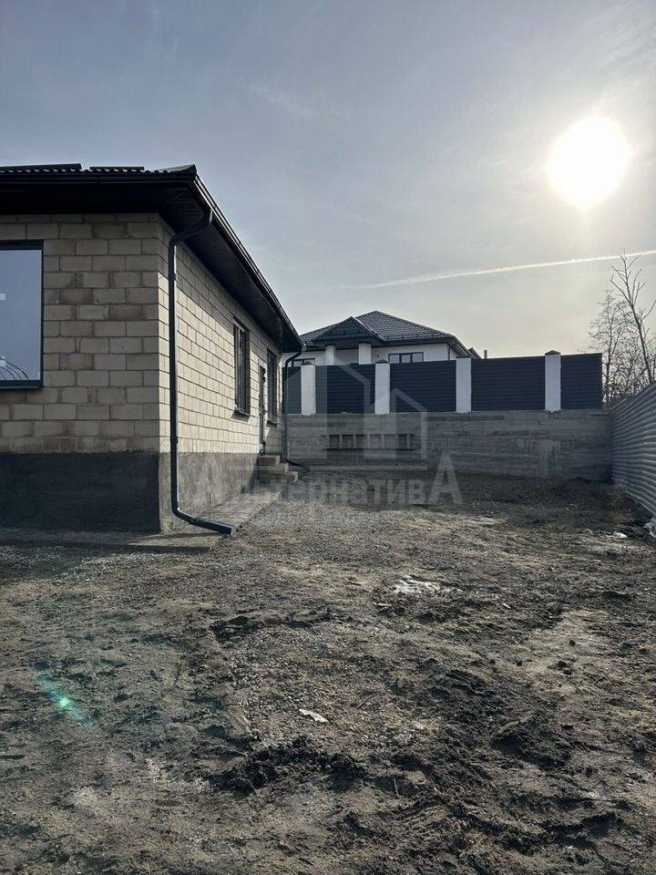 photo_5968930508018224151_y