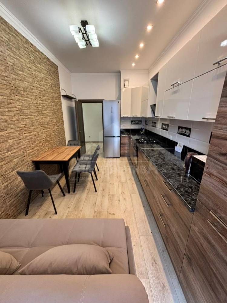 dcefae50-bcd1-48f1-8348-e5a4959b2822