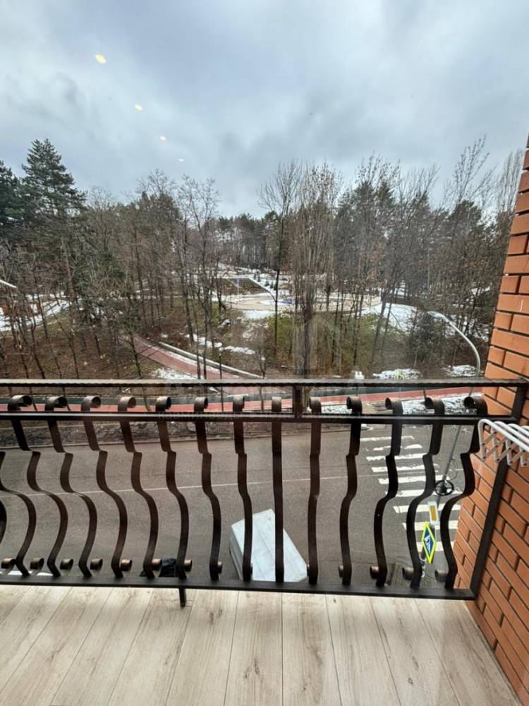 d0cb0b0c-8edd-48d8-b5a8-7cc223ae4e73