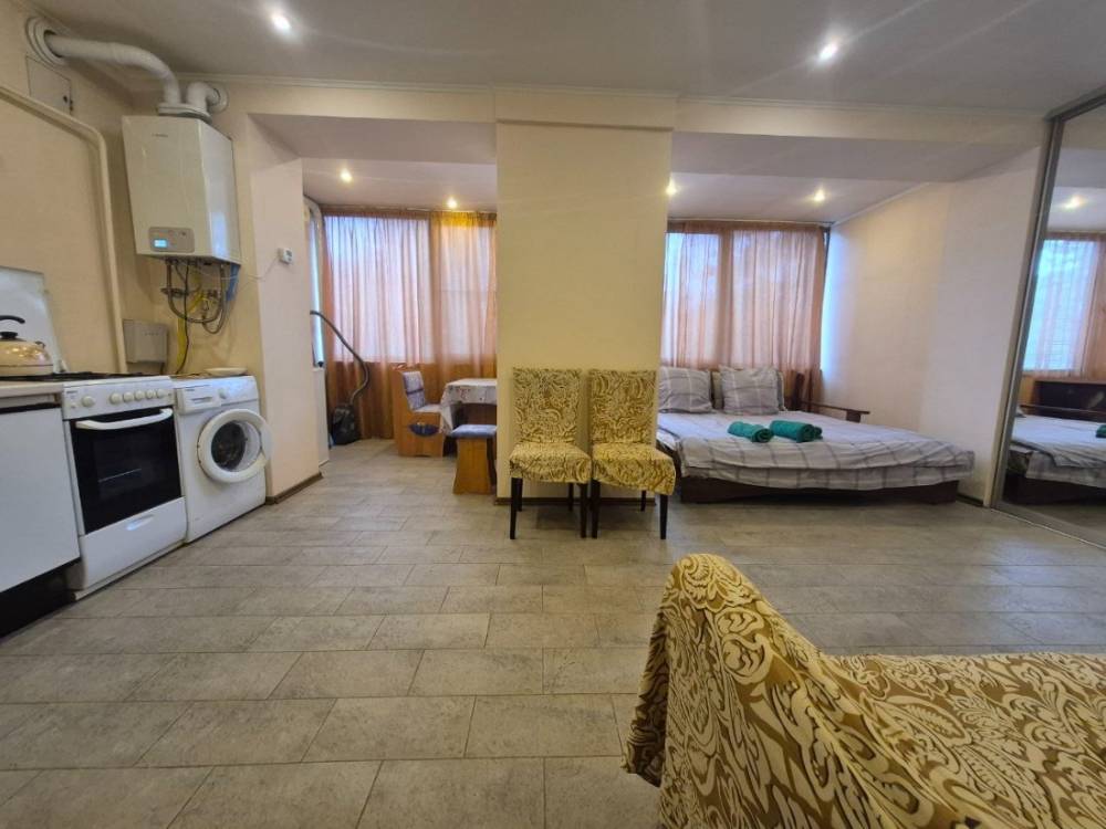 photo_5415954585349722495_y