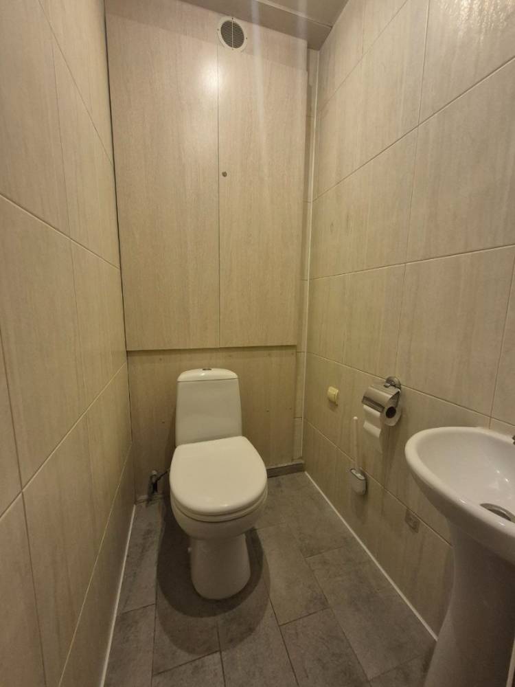 photo_5415954585349722513_y