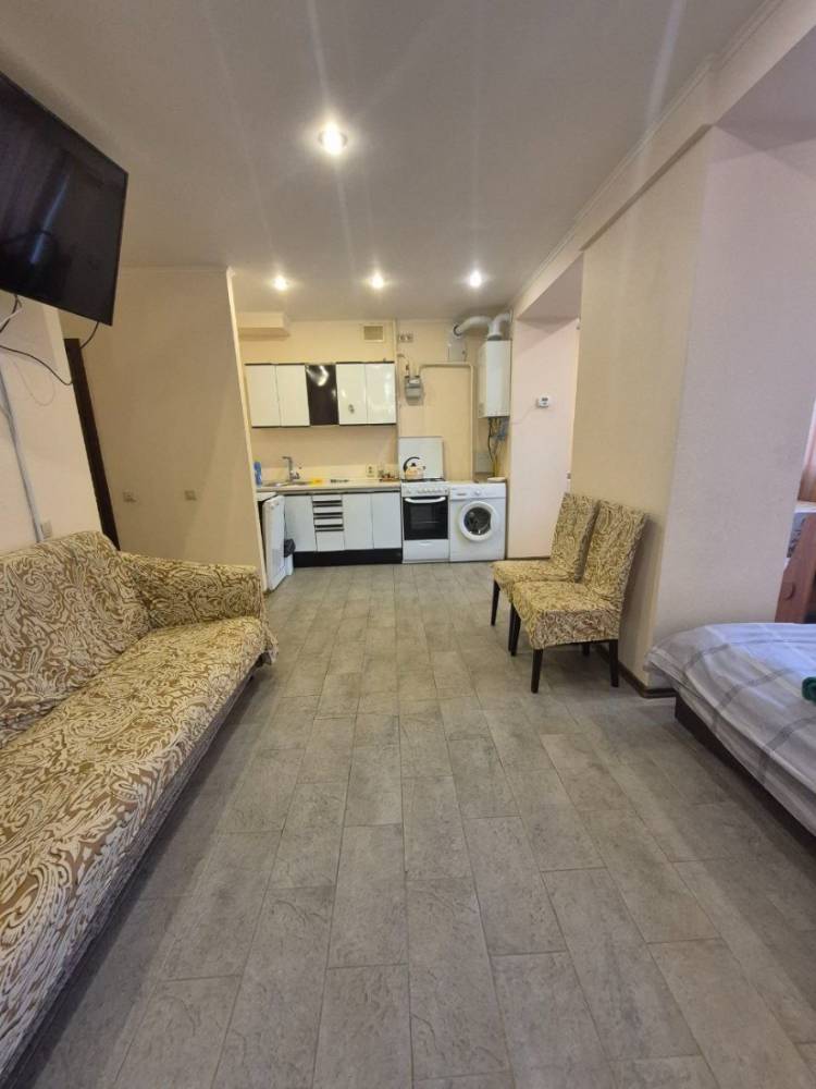 photo_5415954585349722501_y