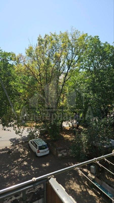 684b692b-a6c3-4b90-8102-43af6fd59cc8