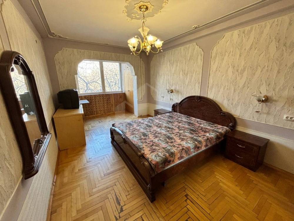 804490b8-6ffb-455a-9965-509debcb2a63