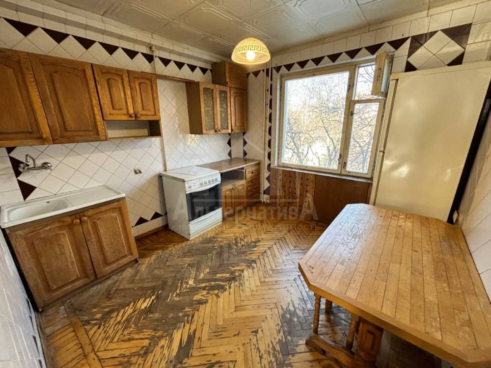 7118dc75-4459-4e9d-8bdb-79178f0247de