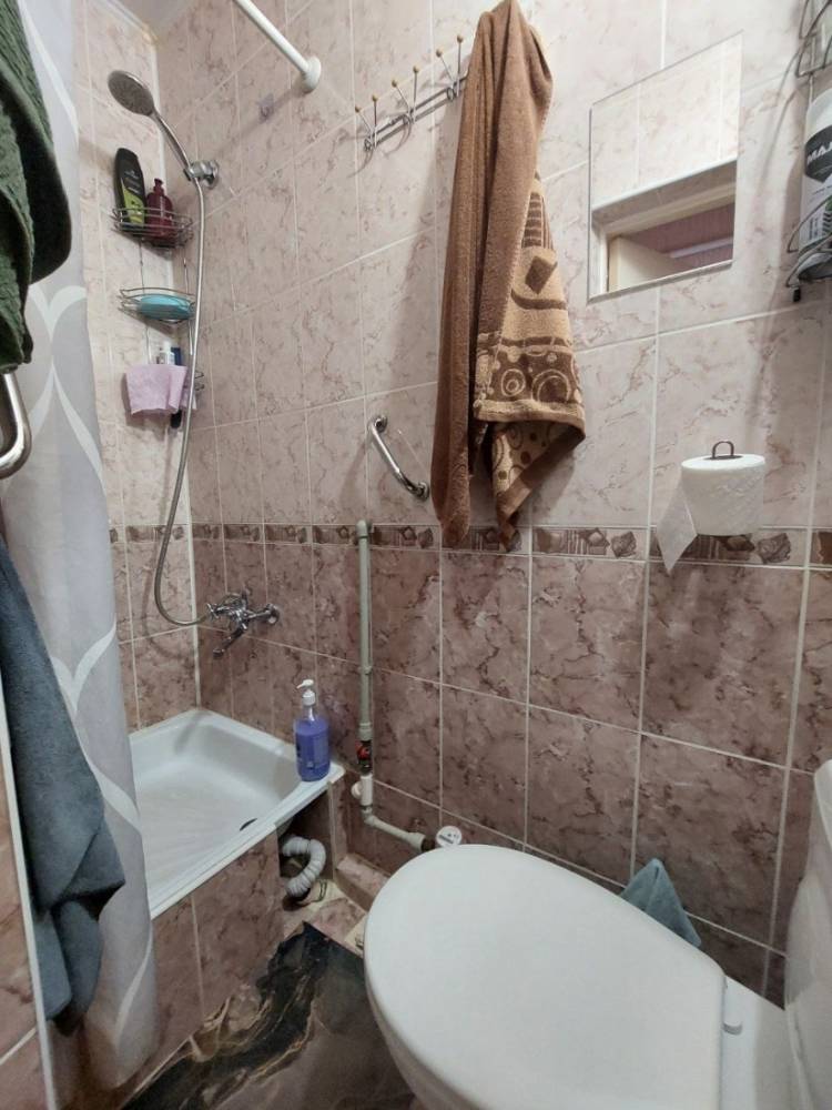 photo_5418352332447093032_y