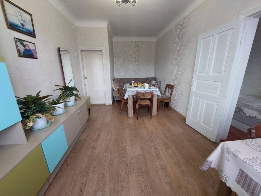 photo_5418352332447093026_y