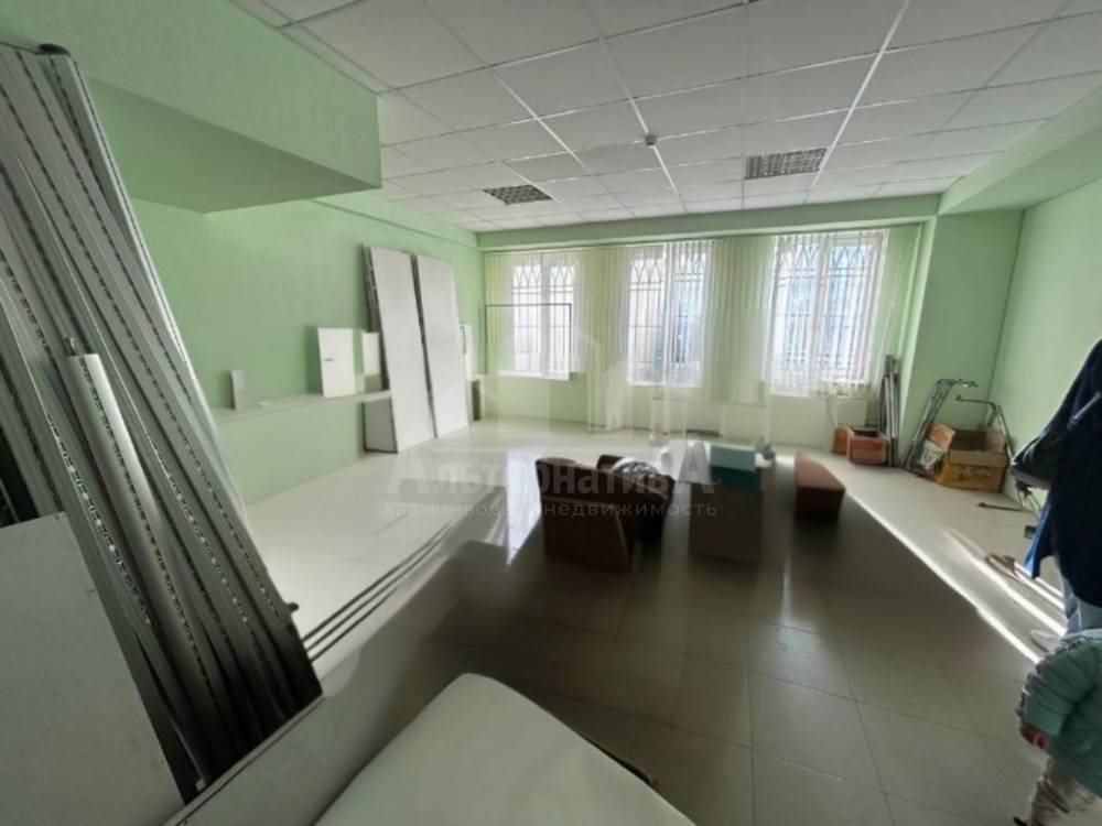 photo_5424862360406526827_y