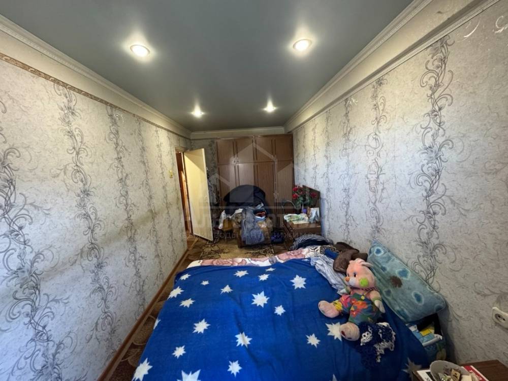 2c13a9bd-3f3e-4519-9c97-13e904affb28