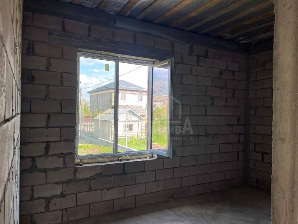 photo_5427359935428758852_y