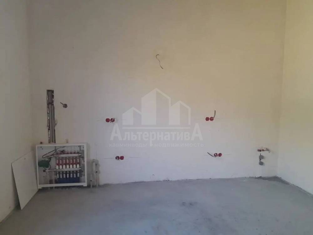 photo_5427265910004715896_y