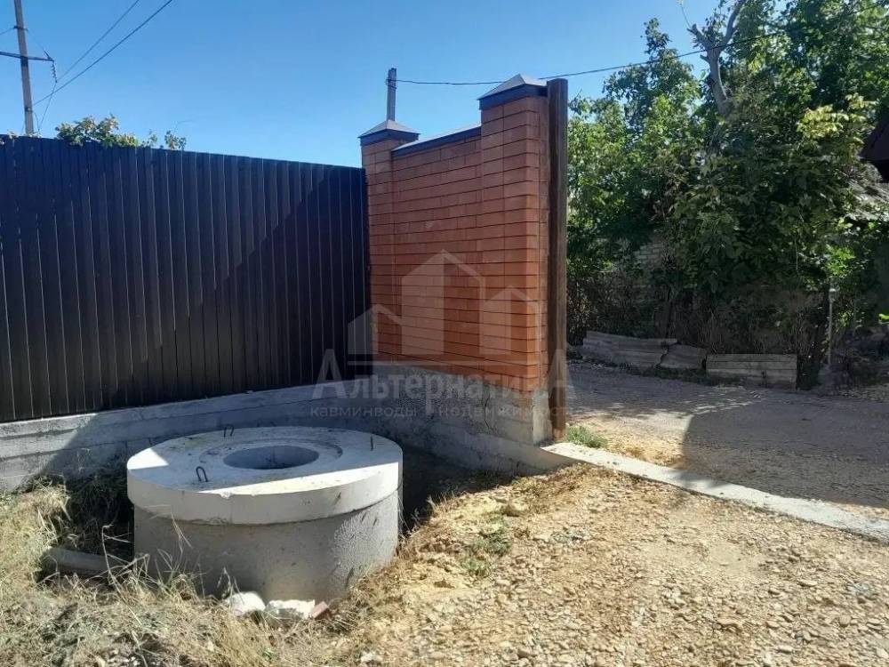 photo_5427265910004715872_y