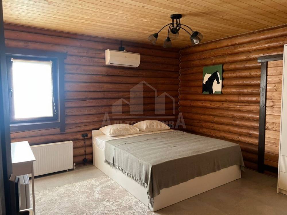 photo_5433620670601433114_y