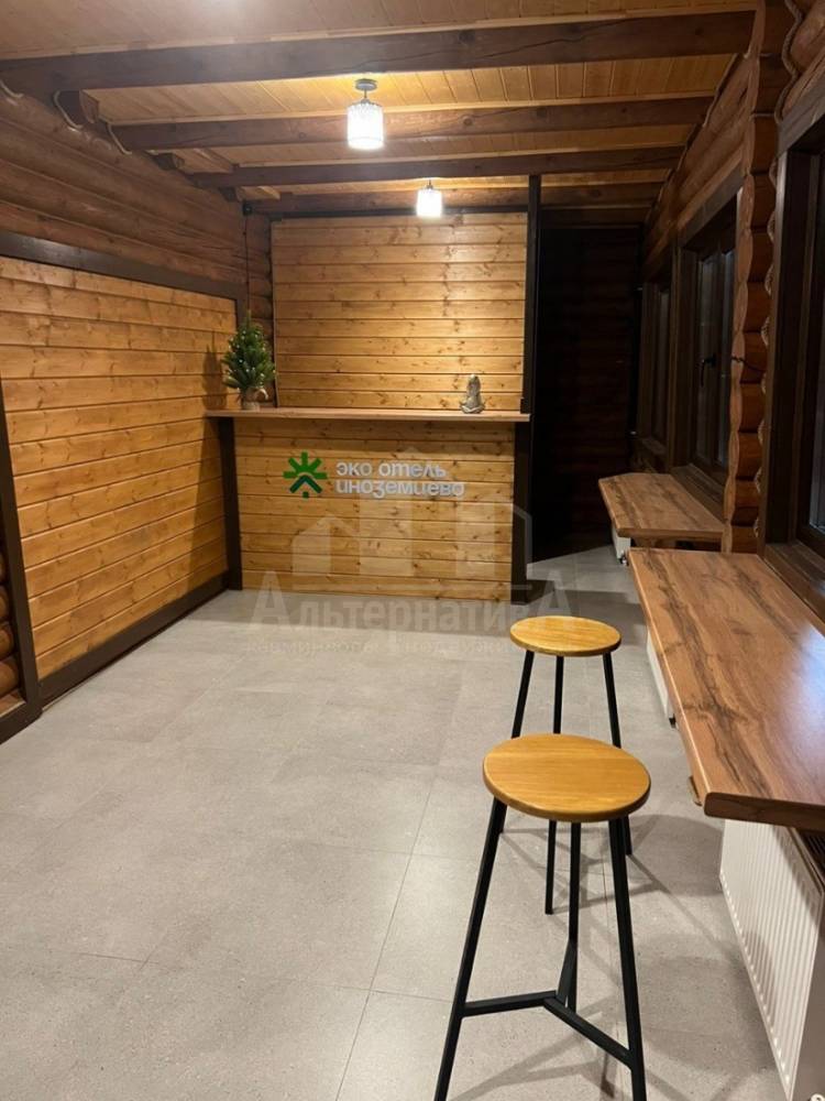 photo_5433620670601433105_y