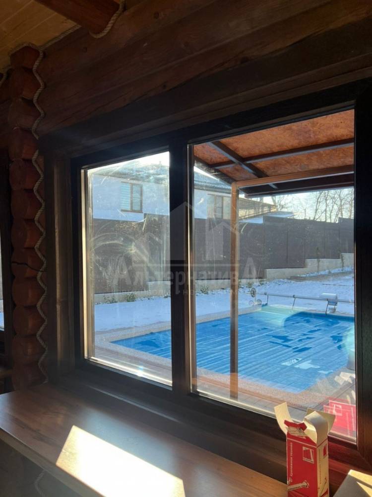 photo_5433620670601433112_y