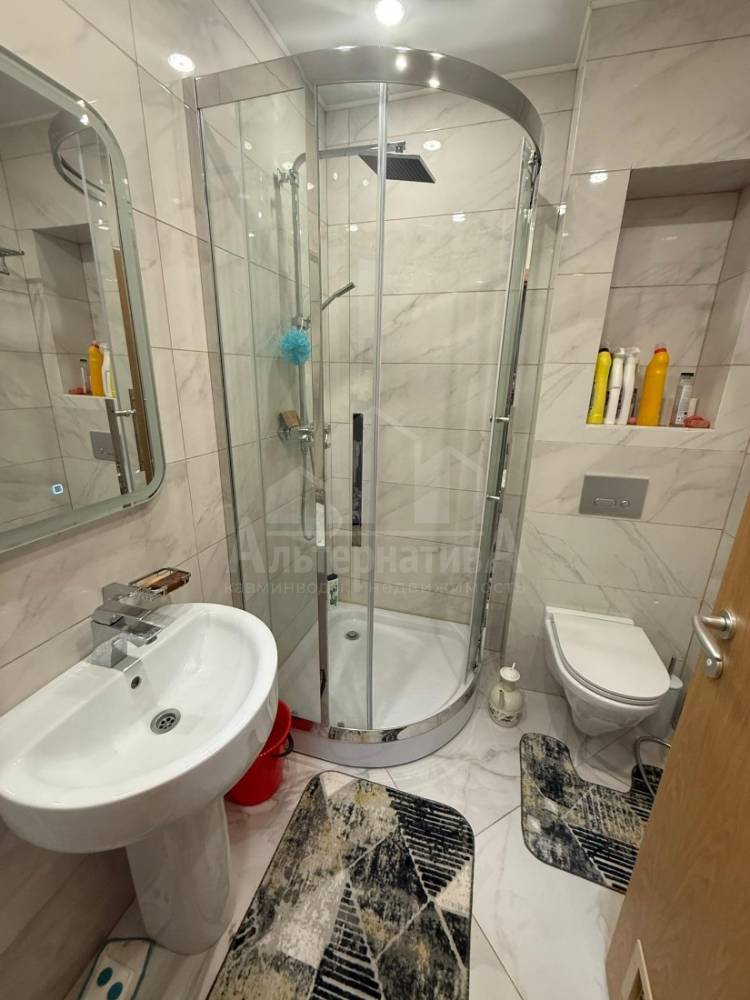 13e7a3a8-b310-4a02-894a-5219ef8cc611