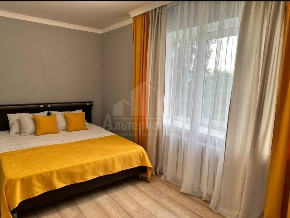 photo_5438290777520935019_y