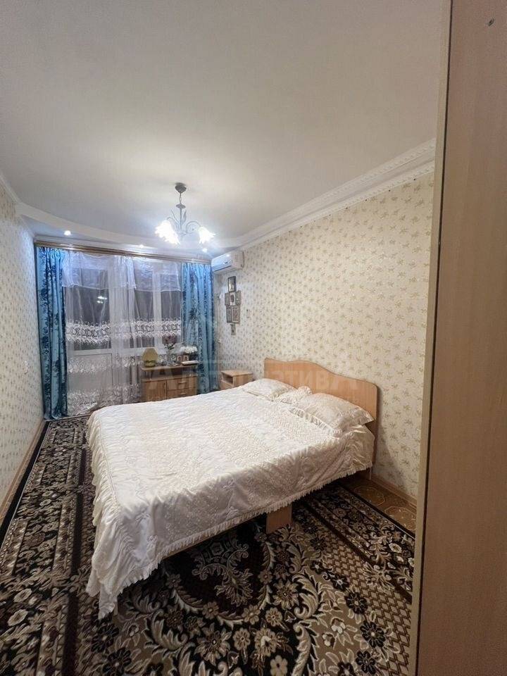 photo_5438290777520935168_y