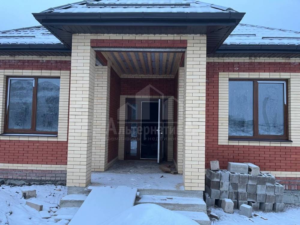 Ставропольский край, Железноводск, Пос. Железноводский, Железноводская ул.; Дом 144м² на участке 4,50 сот. 1 эт.