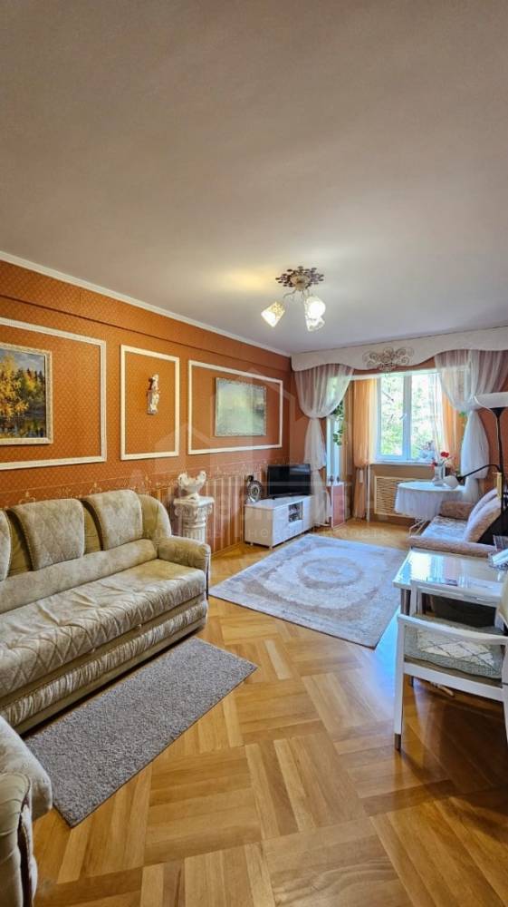 Ставропольский край, Кисловодск, Центр, Героев Медиков ул.; Квартира 50м² 3/5 эт.