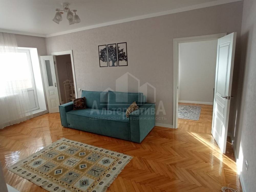 photo_5445046103947545563_y