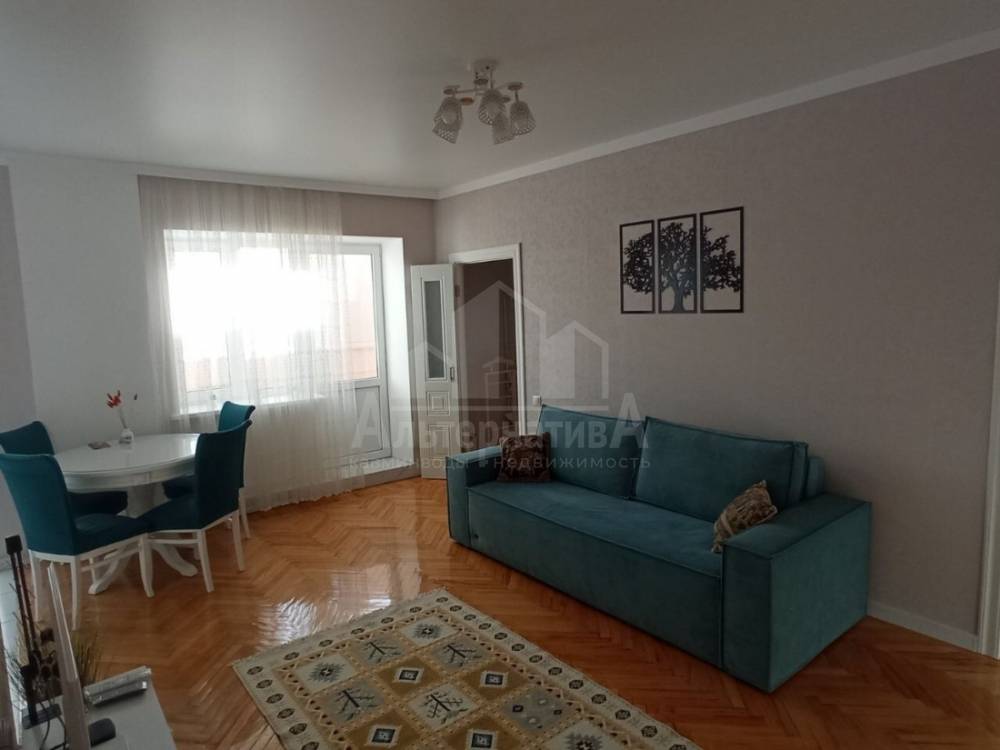 photo_5445046103947545565_y