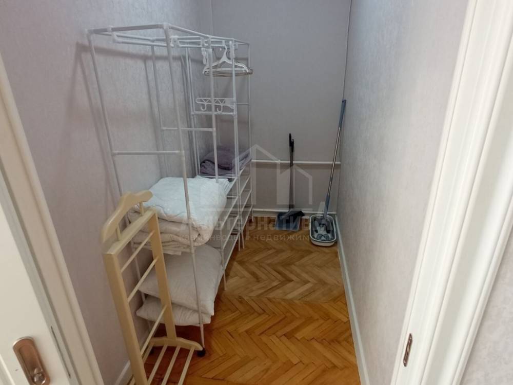 photo_5445046103947545571_y