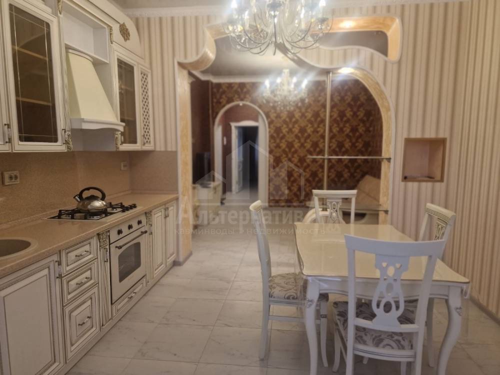 7b8ce577-d643-41a0-a0c5-57c876e79eee