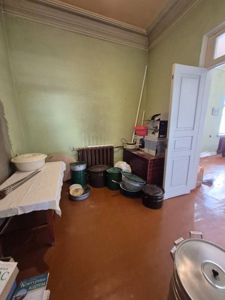 photo_5465474776588554665_y