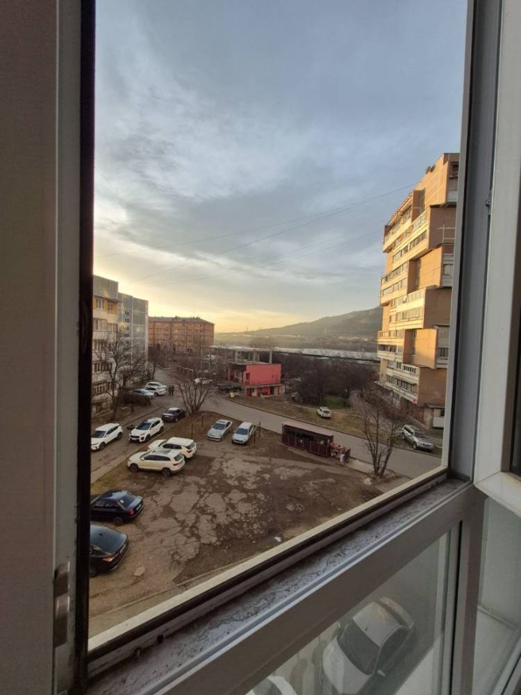 photo_5190774174484467736_y