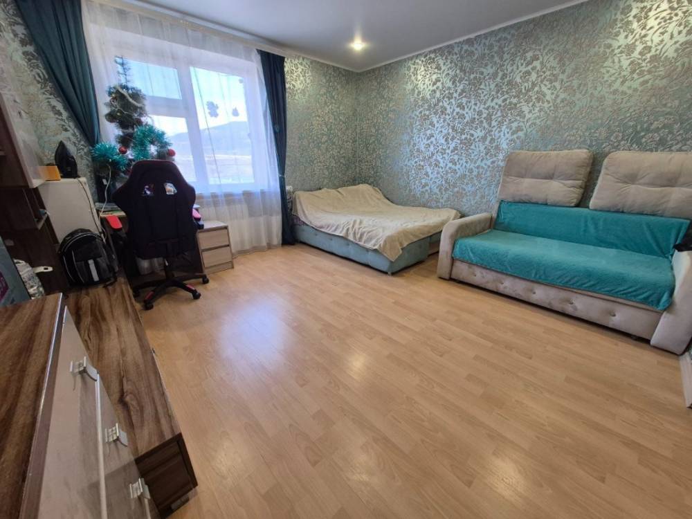 photo_5431487910101323099_y