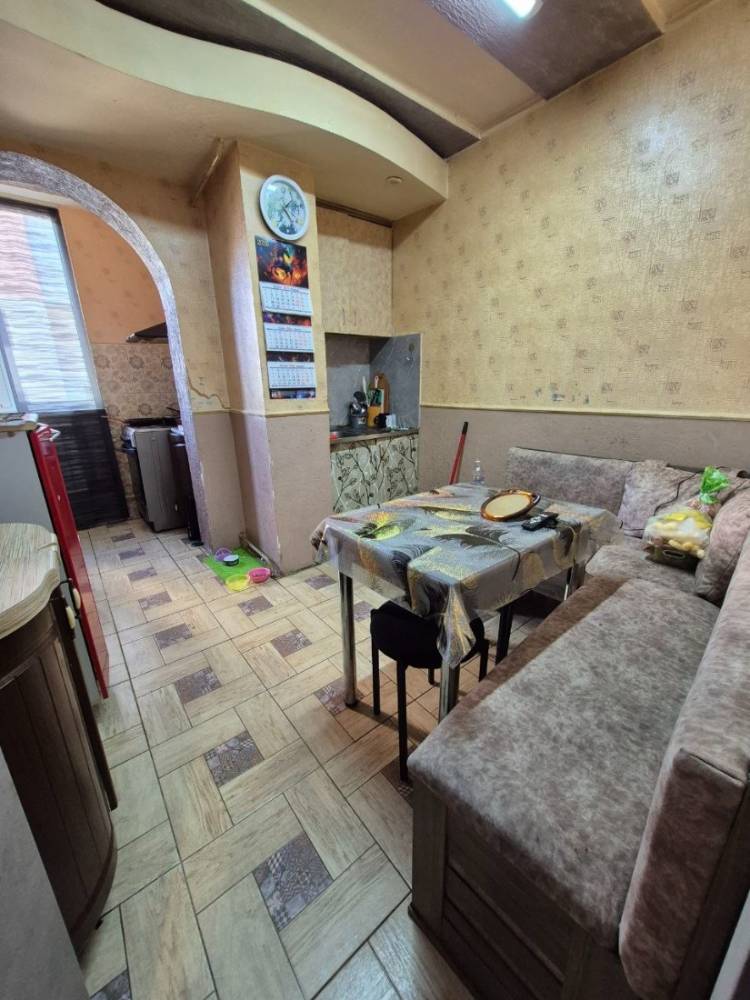 photo_5431487910101323113_y