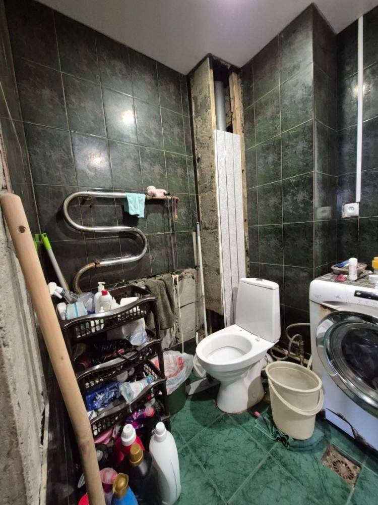 photo_5431487910101323112_y