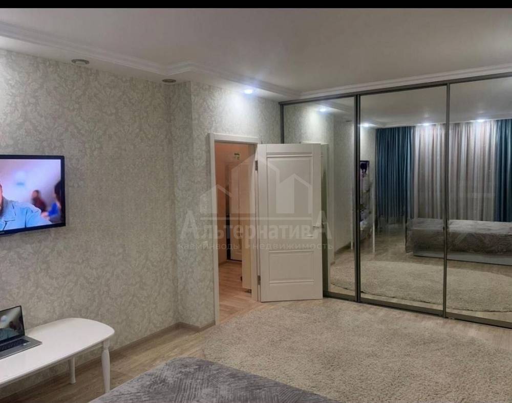 158bad33-f011-40df-86d5-755ba3b69baf