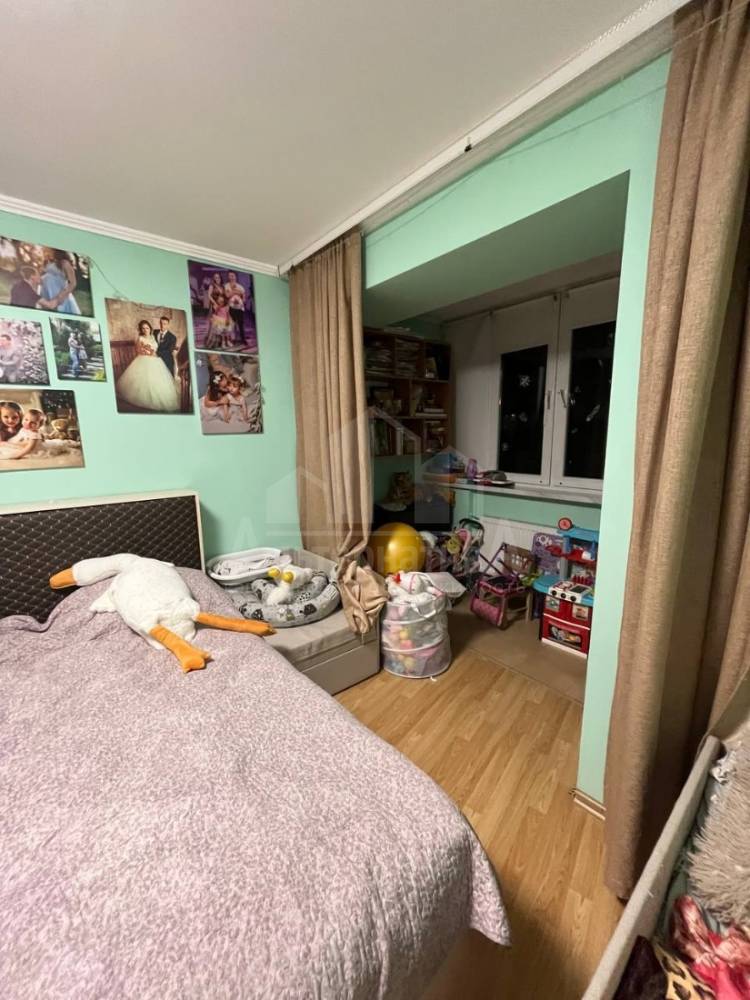 photo_5456591852212523781_y