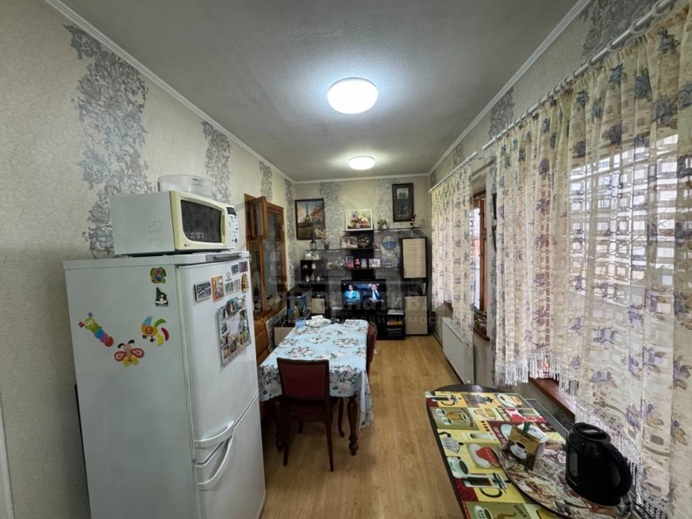 ee8ba4fc-ab24-4a79-8398-1f7e22e1f863