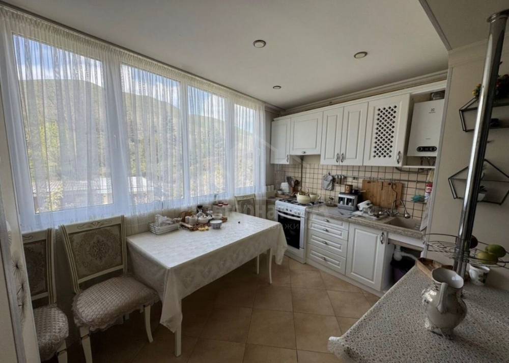 f72f4a41-118f-4fe4-bc11-787a00eb3248