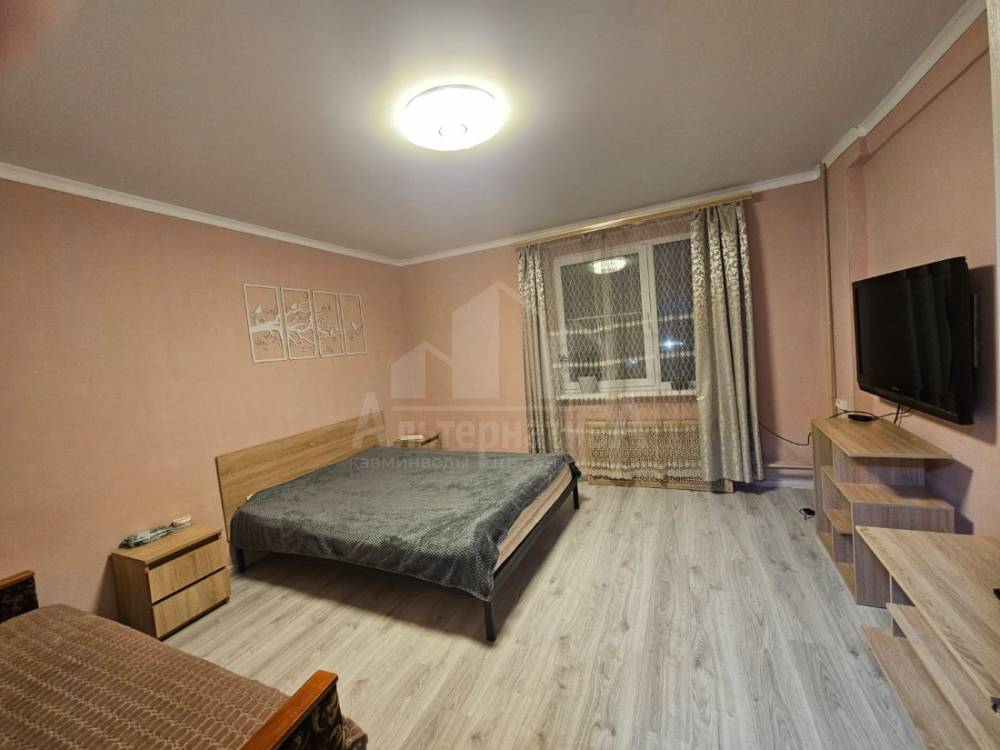 174d5435-078a-444d-8c93-c4d0c2ee2f5a