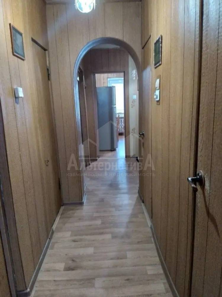 Ставропольский край, Железноводск, пос.Иноземцево, Шоссейная ул.; Квартира 80м² 4/5 эт.