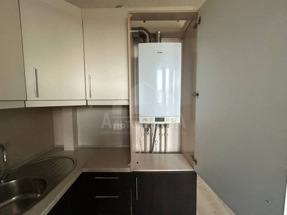 photo_5465175765260374185_y