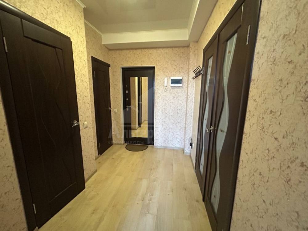 photo_5465175765260374184_y