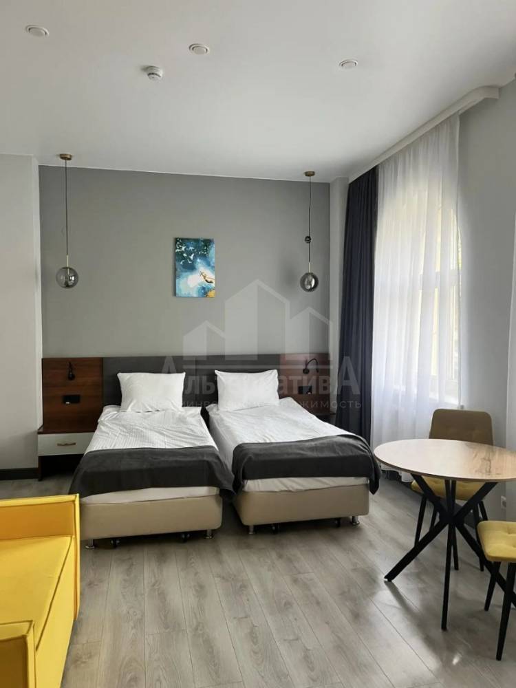 f2056448-b565-4a42-b0bc-b43d32869945