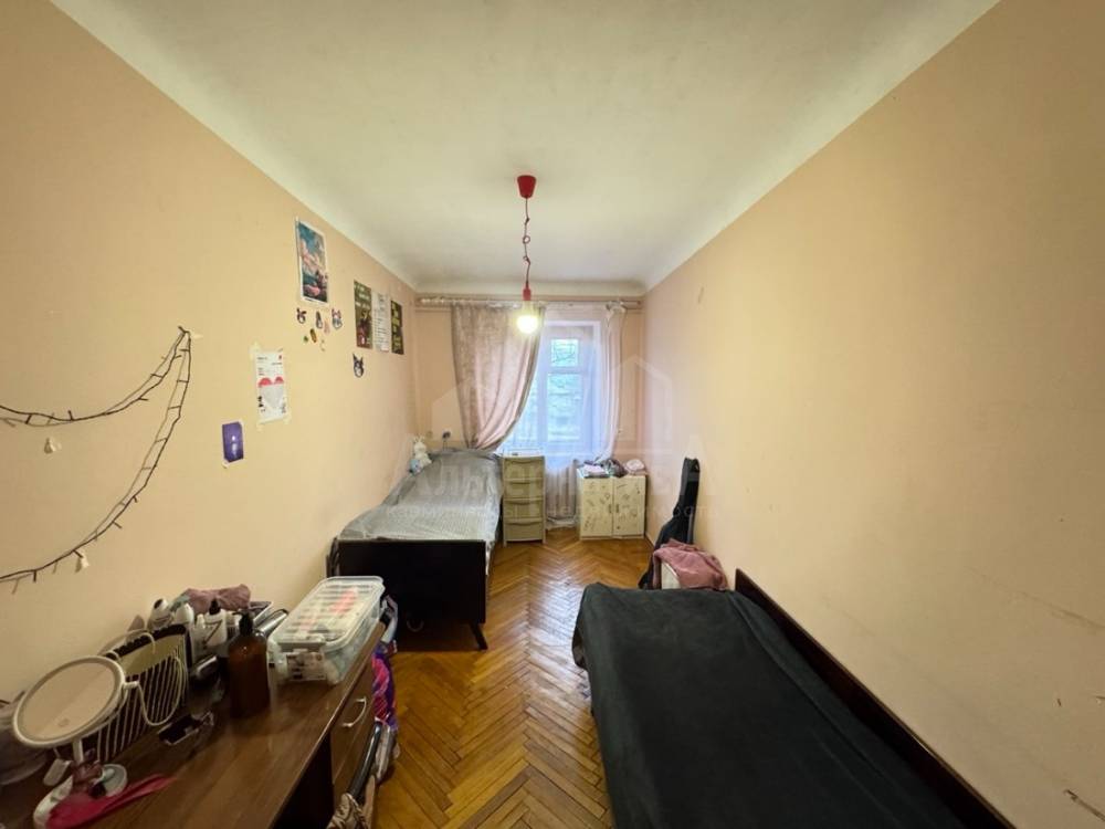 b8dfcadf-f610-4d37-b11a-e8a899be7e25