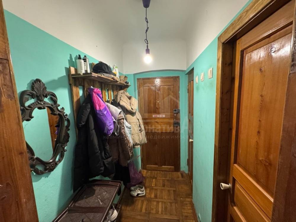 d9f61c9e-9c9b-404f-95f8-122600a67ee7