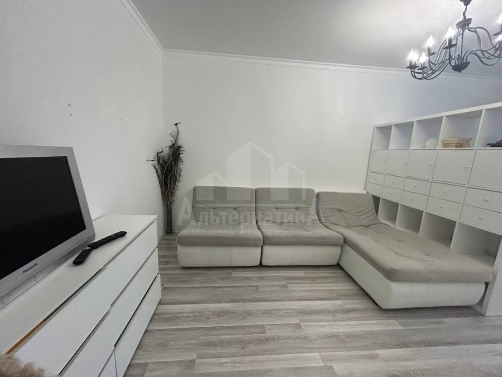 photo_5199574811582073979_y