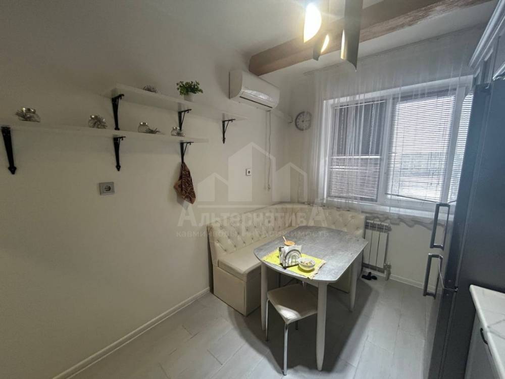 photo_5199574811582073982_y