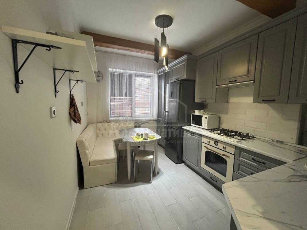 photo_5199574811582073986_y