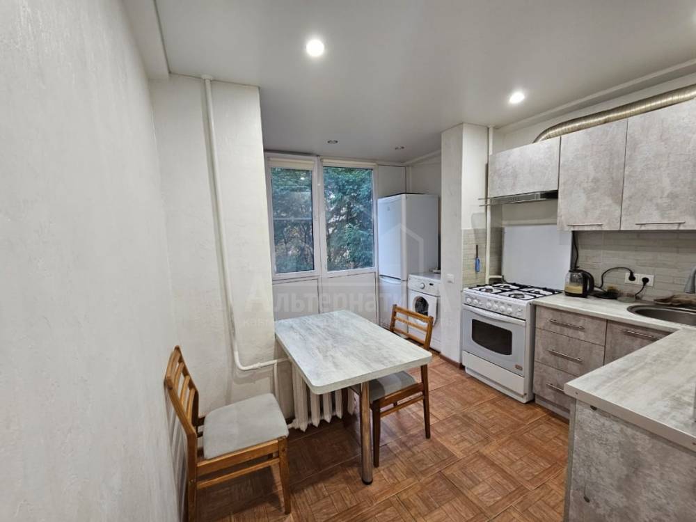 e1c2db99-0af9-4382-ac0f-13d0f3a84ea1