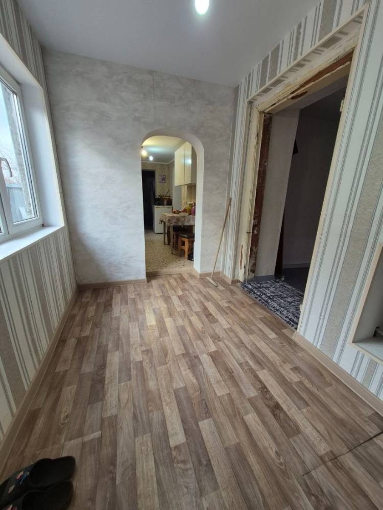 photo_5202063036460502958_y